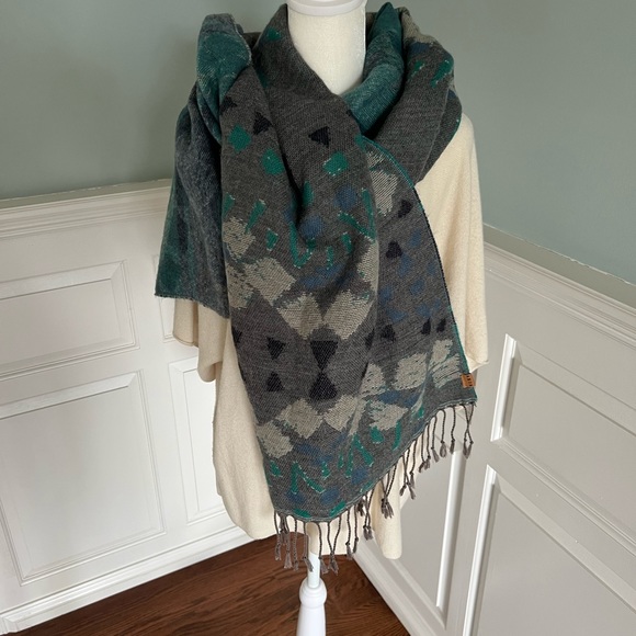 ROXY lofty mohair blend blanket scarf - Picture 6 of 8